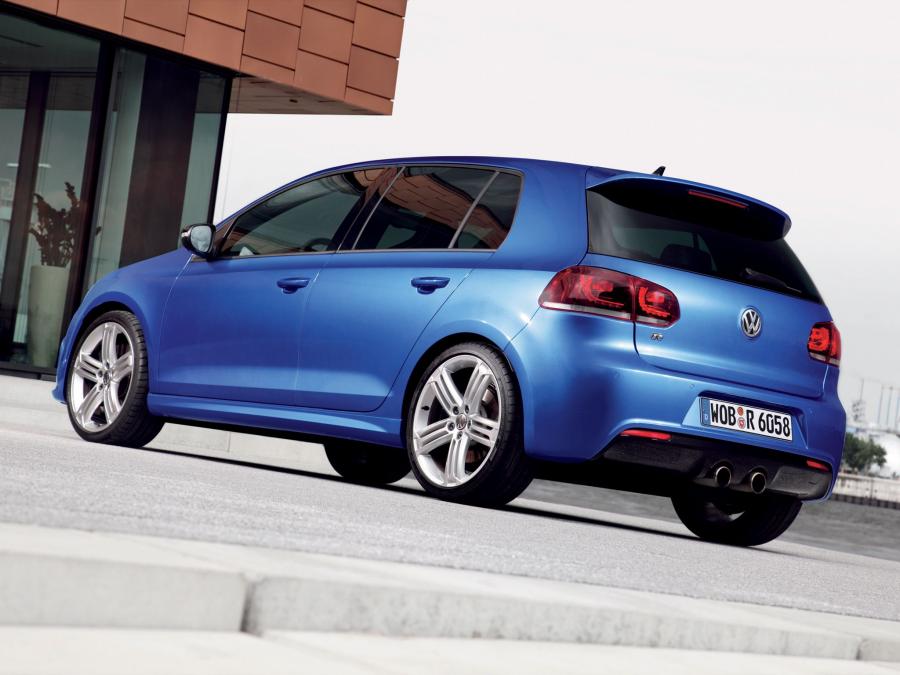  Volkswagen Golf R 2009 года  (фото 16 из 54)